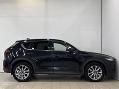 car-image
